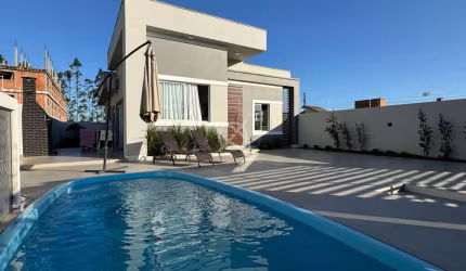 Casa Mobiliada com Piscina