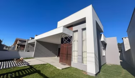 Casa à venda no bairro Lagoa da Serra - Araranguá/SC