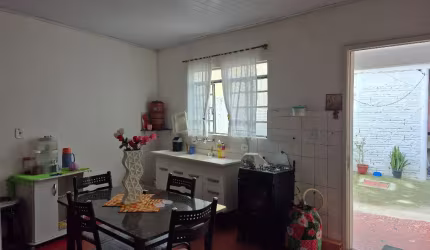 Excelente casa para investimento e/ou moradia - 5 dm, 2 banheiros e 4 vagas, em Vila Maria Alta/SP (Pronto para morar)