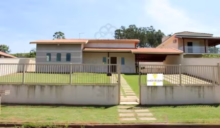 Casa para Venda em São Pedro, Botânico Mil, 3 dormitórios, 1 suíte, 2 banheiros, 2 vagas