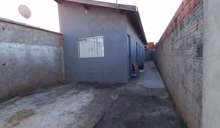 Casa para Venda em São Pedro, Bairro Pallu, 2 dormitórios, 1 banheiro, 2 vagas