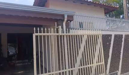 Casa para Venda em São Pedro, Jardim São Pedro, 2 dormitórios, 1 suíte, 1 banheiro, 1 vaga