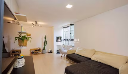 Apartamento 100% Reformado, Ao lado do Shopping Palladium, Portão, 3 Quartos com 1 Suíte e 1 Vaga, R$595.900,00