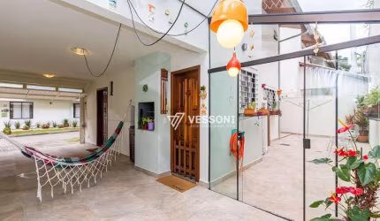 Sobrado com 3 dormitórios à venda, 171 m² por R$ 1.100.000,00 - São Lourenço - Curitiba/PR