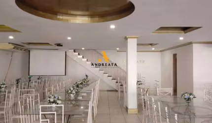 Ponto comercial para alugar na Pouso Alto, 16, Jacarepaguá, Rio de Janeiro por R$ 35.000