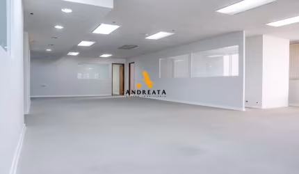 Sala comercial com 5 salas para alugar na do Ouvidor, 121, Centro, Rio de Janeiro por R$ 2.250