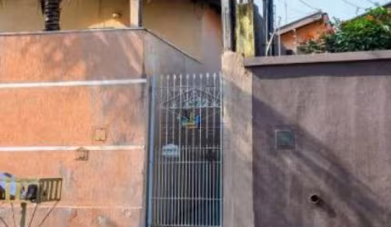 CASA COM 01 DORMITÓRIO PRÓXIMO À UPA DO GEISEL