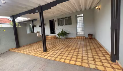 Casa Padrão em Lençóis Paulista