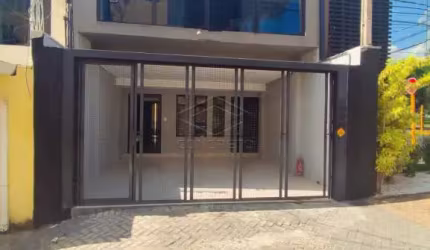 LINDO IMÓVEL COMERCIAL COM 8 SALAS AO LADO DA PRAÇA PORTUGAL