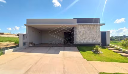 LINDA CASA COM 03 SUÍTES NO VILA DE LEON