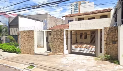 SOBRADO COM PISCINA PARA LOCAÇÃO NO JARDIM EUROPA - BAURU/SP