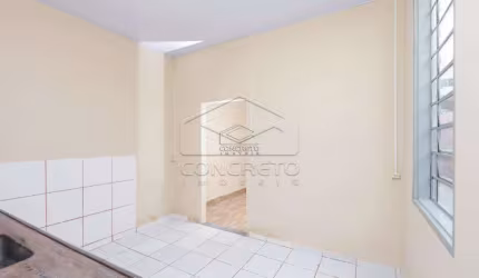 CASA REFORMADA NO CENTRO