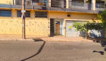 SALA COMERCIAL COM 30 METROS NO CENTRO DA CIDADE