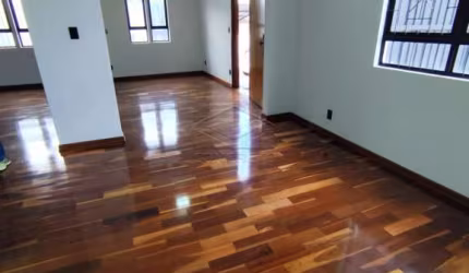 Ótima casa próxima AV. Nossa Senhora de Fátima!