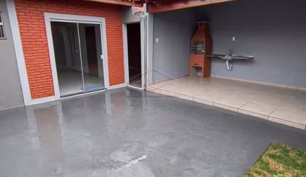 CASA AMPLA NA VILA INDUSTRIAL COM 3 DORMITÓRIOS