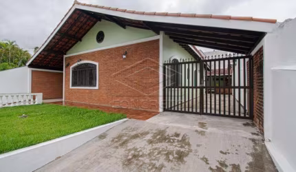 Linda casa em Peruíbe ao lado da PRAIA