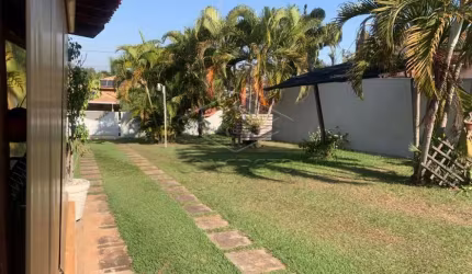 Residência no condomínio Vale Florido