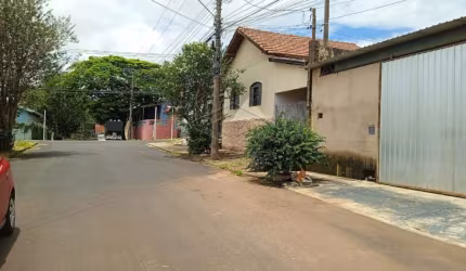 OPORTUNIDADE - Casa na Vila Rodrigues