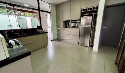 Casa Exclusiva Próxima à Avenida Getúlio Vargas - Localização Privilegiada em Bauru