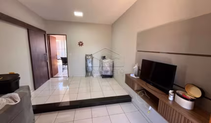 Excelente casa no Itapuã