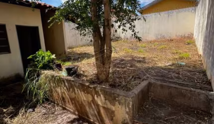 Casa à Venda - Coronel  Alves Seabra