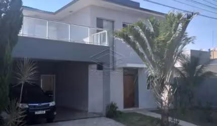 Linda casa para venda no residencial VILLAGE CAMPO NOVO!