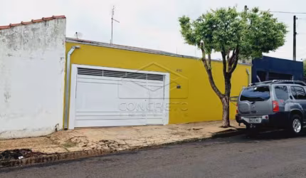 Residência ampla com 03 dormitórios - Pq Roosevelt