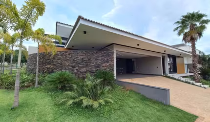 CASA NO LAGO SUL