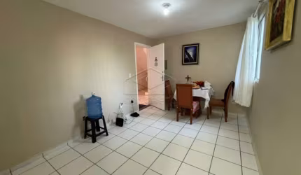 Vende-se Apartamento no Residencial Dante Alighieri