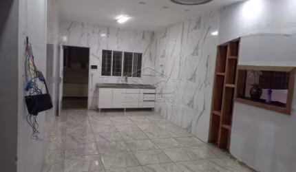 CASA COM EDÍCULA PARA LOCAÇÃO