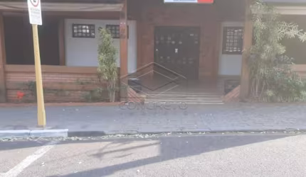 PRÉDIO COMERCIAL NA VILA AMÉRICA