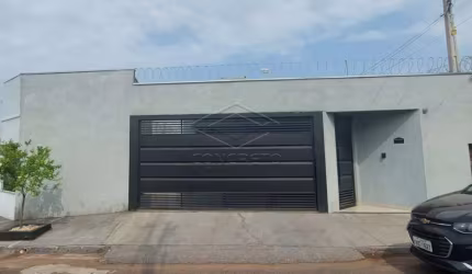 Residência com 02 dormitórios - Vila Industrial