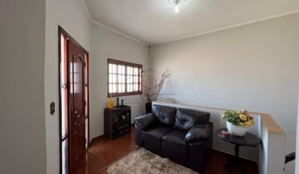Casa Padrão em Lençóis Paulista