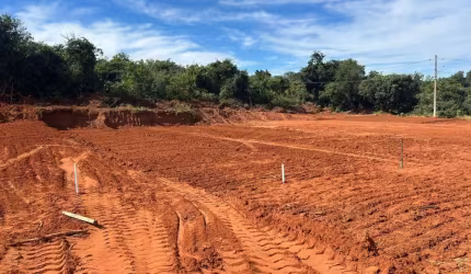 ÓTIMO LOTE PARA INVESTIR - JD MARABÁ