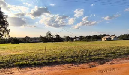 Lote no condomínio Palmas Del Rey - 2.040m²