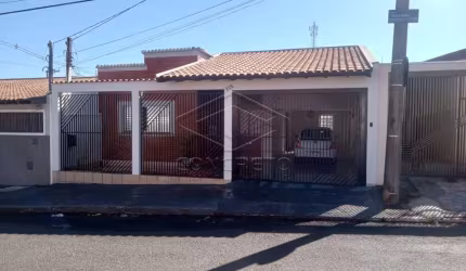 EXCELENTE CASA COMERCIAL OU RESIDENCIAL