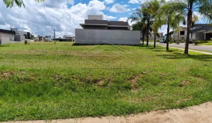 Terreno bem localizado no Residencial Tamboré