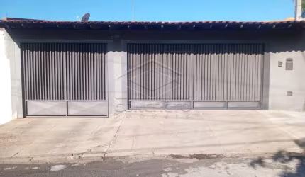 CASA AMPLA PARA VENDA NO GEISEL!