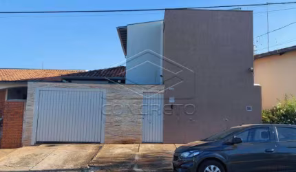 VENDE-SE RESIDÊNCIA COM PONTO COMERCIAL - JD. MARAMBÁ