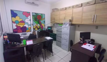 Comercial Casa em Bauru