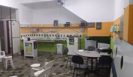 LINDO SOBRADO COM SALA COMERCIAL