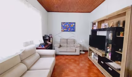Casa Padrão em Lençóis Paulista