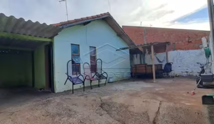 Residência com 02 dormitórios - Parque Bauru