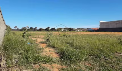 Terreno Área em Agudos