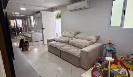 Linda residência com 03 dormitórios - Villa Felicita
