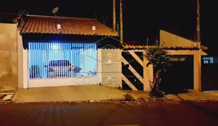 Casa com 03 dormitórios - Santa Luzia