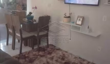 Apartamento com 2 quartos à venda no Conjunto Habitacional Engenheiro Otávio Rasi, Bauru , 45 m2 por R$ 85.000