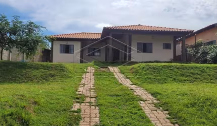 EXCELENTE CHÁCARA - ESTÂNCIA BALNEÁRIA ÁGUAS VIRTUOSAS