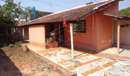 Casa Padrão em Lençóis Paulista