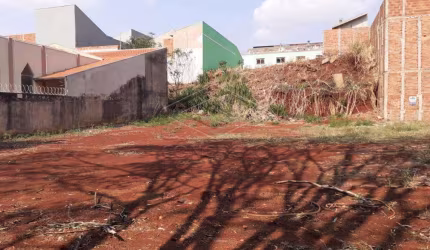 Terreno Área em Jaú